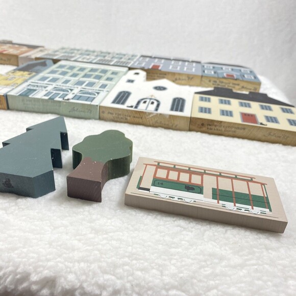 Vintage The Cats Meow Village Lot 80's-90's Wooden House Town Buildings 23-Piece - Picture 14 of 16